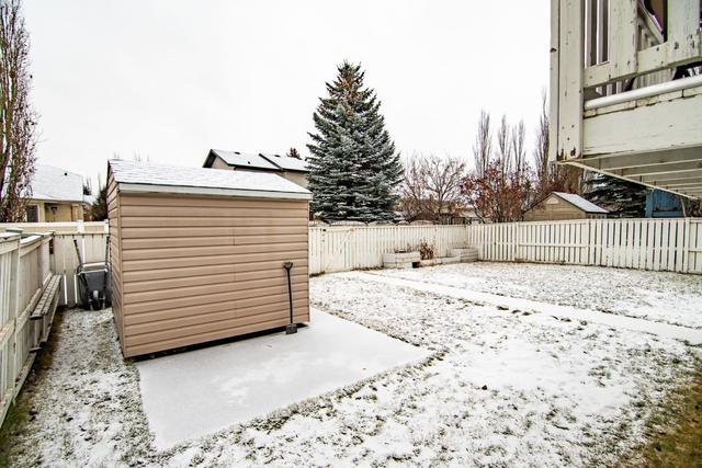 32 Dempsey Street, House detached with 5 bedrooms, 3 bathrooms and 2 parking in Red Deer AB | Image 4