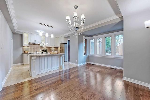 49 Chudleigh Ave, House detached with 3 bedrooms, 3 bathrooms and 1 parking in Toronto ON | Image 39