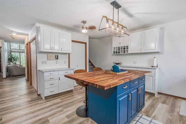 85 Edgeland Road Nw, Home with 2 bedrooms, 2 bathrooms and 4 parking in Calgary AB | Image 14
