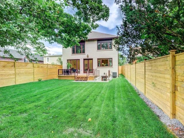 36 Brooklawn Ave, House detached with 4 bedrooms, 5 bathrooms and 3 parking in Toronto ON | Image 35