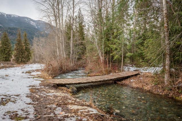 101 Champion Park Road, House detached with 4 bedrooms, 2 bathrooms and null parking in Kootenay Boundary A BC | Image 88