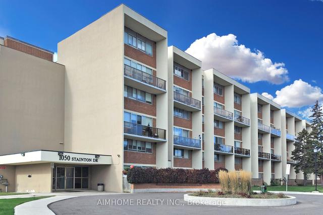 107 - 1050 Stainton Dr, Condo with 3 bedrooms, 2 bathrooms and 1 parking in Mississauga ON | Image 12