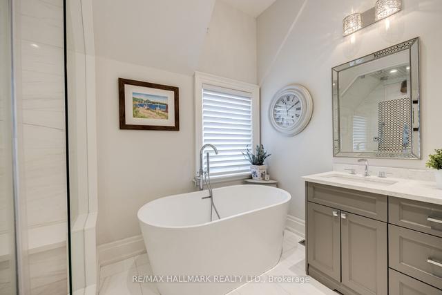 347 Melrose Ave, House detached with 4 bedrooms, 5 bathrooms and 4 parking in Toronto ON | Image 10