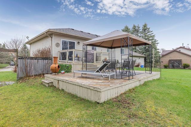 28 Marshall Cres, House detached with 3 bedrooms, 2 bathrooms and 6 parking in Essa ON | Image 25