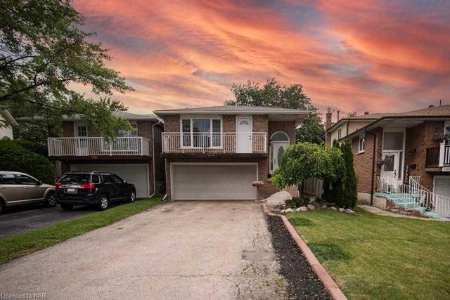 2387 Lyford Lane, House detached with 3 bedrooms, 2 bathrooms and 6 parking in Burlington ON | Image 1