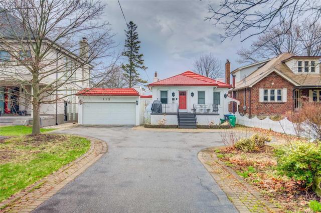 112 Cumberland Dr, House detached with 2 bedrooms, 2 bathrooms and 10 parking in Mississauga ON | Image 3