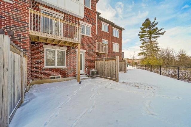 5 Autumnwood Ave, House attached with 3 bedrooms, 3 bathrooms and 2 parking in Brampton ON | Image 30