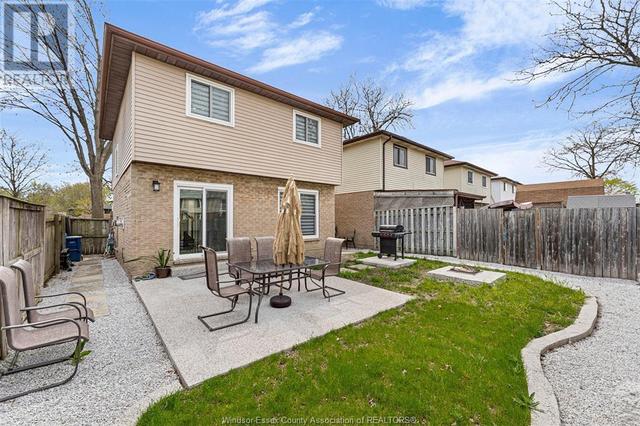 1114 Heathfield, House detached with 3 bedrooms, 1 bathrooms and null parking in Windsor ON | Image 28