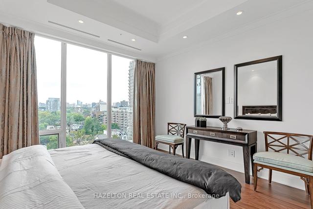 1001 - 206 Bloor St W, Condo with 2 bedrooms, 2 bathrooms and 1 parking in Toronto ON | Image 6