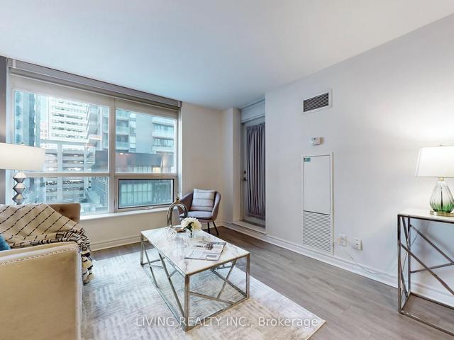 311 - 763 Bay St, Condo with 1 bedrooms, 2 bathrooms and 1 parking in Toronto ON | Image 34