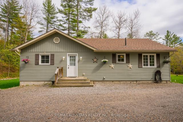 1028 Coleman Lake Rd, House detached with 3 bedrooms, 2 bathrooms and 12 parking in Dysart et al ON | Image 23