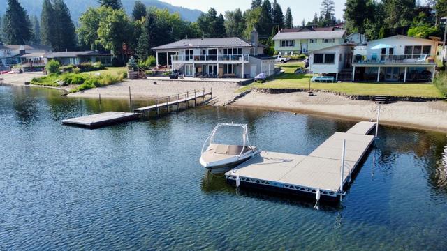 52 Sandner Rd, House detached with 5 bedrooms, 4 bathrooms and 4 parking in Kootenay Boundary C BC | Image 1
