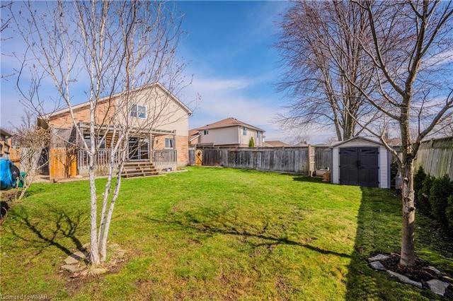 27 Gregg Court, House detached with 4 bedrooms, 3 bathrooms and 4 parking in Kitchener ON | Image 38