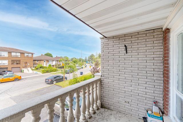 137 Ardwick Blvd, House semidetached with 3 bedrooms, 3 bathrooms and 2 parking in Toronto ON | Image 14