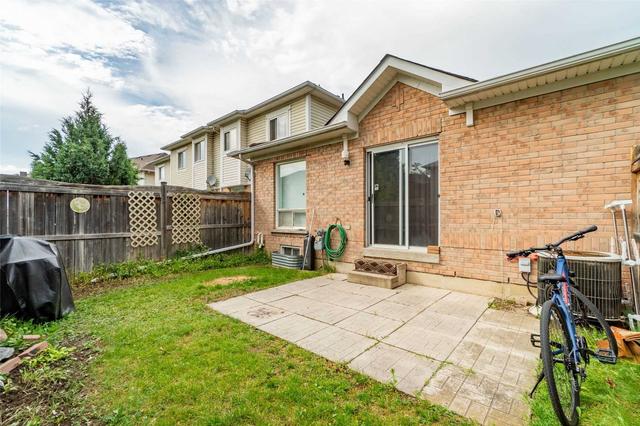 2 Brisbane Crt, Townhouse with 2 bedrooms, 2 bathrooms and 2 parking in Brampton ON | Image 29