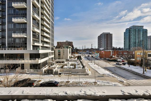 201 - 68 Canterbury Pl, Condo with 1 bedrooms, 1 bathrooms and 0 parking in Toronto ON | Image 5