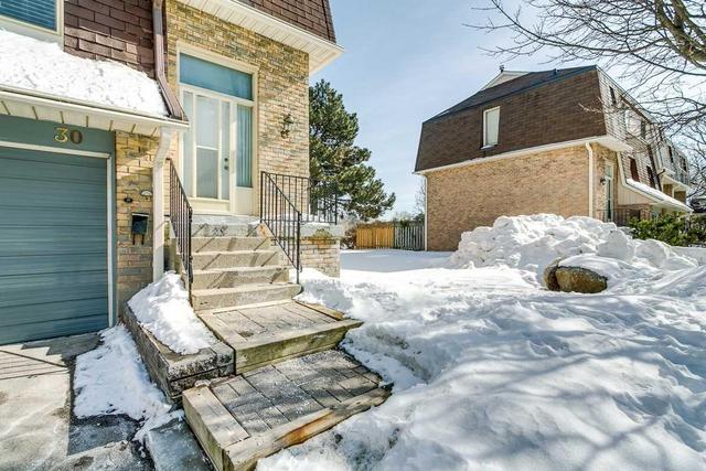 30 - 371 Orton Park Rd, Townhouse with 3 bedrooms, 2 bathrooms and 1 parking in Toronto ON | Image 3