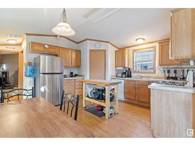 19 - 6016 Willow Dr, Home with 3 bedrooms, 2 bathrooms and null parking in Boyle AB | Image 13