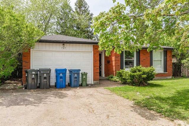 747 Scottsdale Dr, House detached with 3 bedrooms, 3 bathrooms and 5 parking in Guelph ON | Image 23