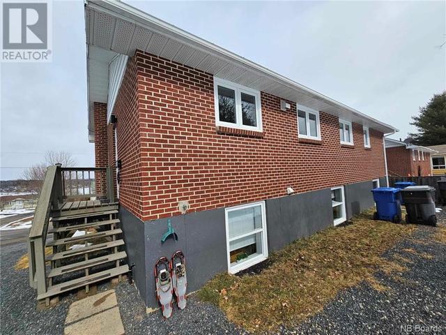 1585 Keith, House detached with 4 bedrooms, 2 bathrooms and null parking in Bathurst NB | Image 12