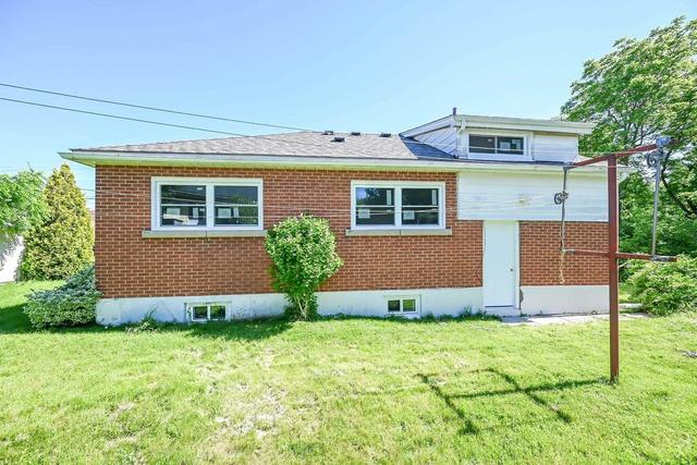 1606 Lucerne Ave E, House detached with 3 bedrooms, 3 bathrooms and 4 parking in Hamilton ON | Image 32