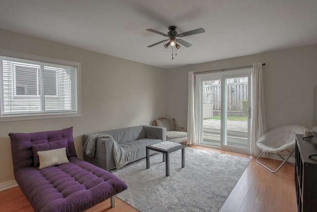 65 Downing Cres, House detached with 3 bedrooms, 2 bathrooms and 3 parking in Barrie ON | Image 3