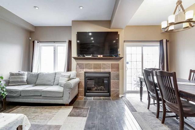 2411 Shadow Crt, House attached with 3 bedrooms, 3 bathrooms and 3 parking in Oakville ON | Image 5