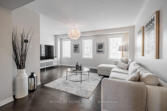 41 Mercedes Rd, House attached with 3 bedrooms, 3 bathrooms and 2 parking in Brampton ON | Image 26
