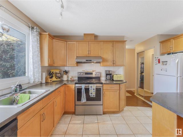 11208 35a Av Nw, House detached with 5 bedrooms, 2 bathrooms and 4 parking in Edmonton AB | Image 5
