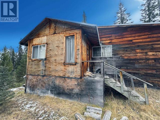 7169 Nath Road, House detached with 3 bedrooms, 1 bathrooms and null parking in Cariboo L BC | Image 7