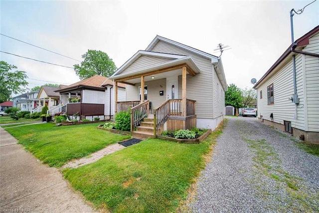 96 Vale Ave, House detached with 2 bedrooms, 1 bathrooms and 2 parking in St. Catharines ON | Image 10