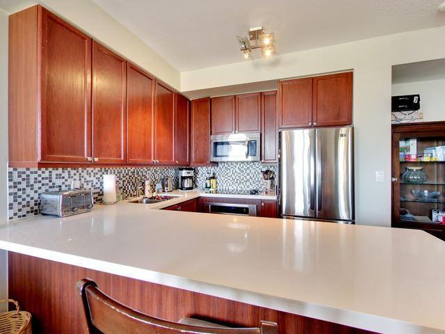 Lph15 - 245 Davisville Ave, Condo with 2 bedrooms, 2 bathrooms and 1 parking in Toronto ON | Image 3