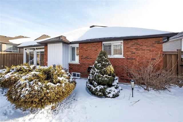 1365 White Crescent, House detached with 5 bedrooms, 3 bathrooms and null parking in Peterborough ON | Image 30