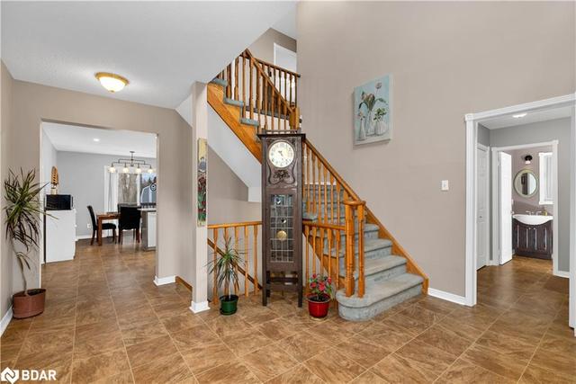 435 Olde Village Lane, House detached with 4 bedrooms, 3 bathrooms and 6 parking in Shelburne ON | Image 6