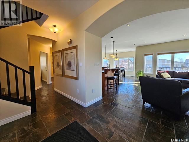10304 Bunce Crescent, House detached with 4 bedrooms, 4 bathrooms and null parking in North Battleford CY SK | Image 3