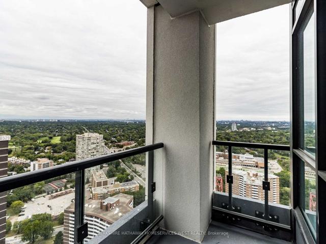 3704 - 7 Mabelle Ave, Condo with 2 bedrooms, 2 bathrooms and 1 parking in Toronto ON | Image 13