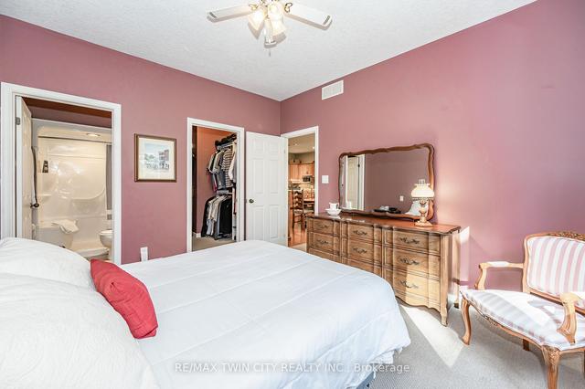 2 - 460 Waterloo St, Townhouse with 3 bedrooms, 3 bathrooms and 2 parking in Wilmot ON | Image 13