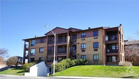 311 - 316 Savard Avenue, Condo with 2 bedrooms, 2 bathrooms and 1 parking in Ottawa ON | Card Image