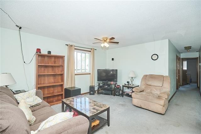 6241 Ash St, House detached with 3 bedrooms, 2 bathrooms and 3 parking in Niagara Falls ON | Image 4