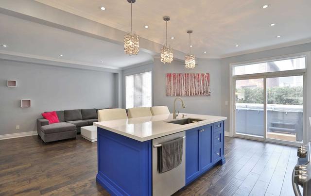 27 Aird Crt, House semidetached with 4 bedrooms, 4 bathrooms and 2 parking in Milton ON | Image 7