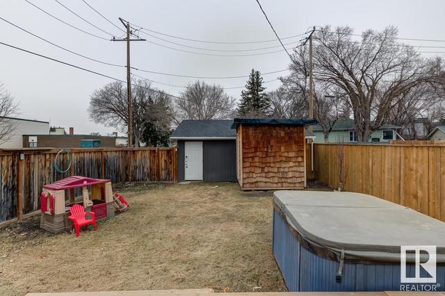 10544 63 Av Nw, House detached with 4 bedrooms, 2 bathrooms and null parking in Edmonton AB | Image 44