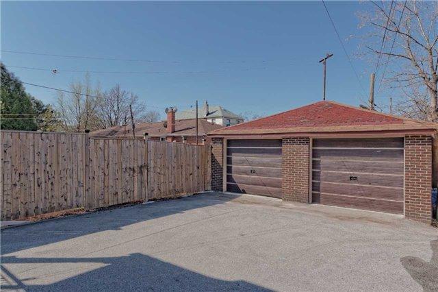 132 Alameda Ave, House detached with 3 bedrooms, 2 bathrooms and 3 parking in Toronto ON | Image 19