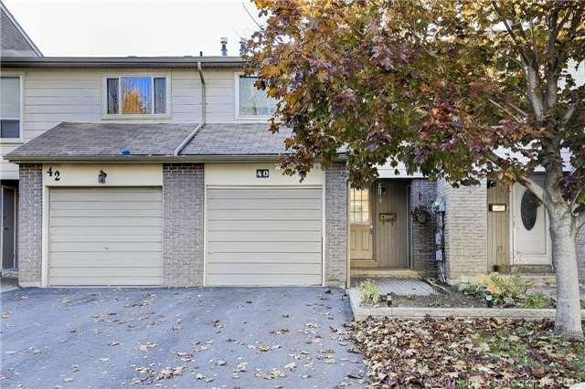 40 Lindisfarne Way, Townhouse with 3 bedrooms, 3 bathrooms and 1 parking in Markham ON | Image 1