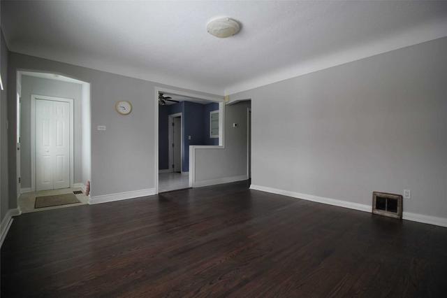 312 East 31st St, House detached with 3 bedrooms, 1 bathrooms and 2 parking in Hamilton ON | Image 7