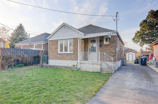 4 Westchester Rd, House detached with 3 bedrooms, 2 bathrooms and 3 parking in Toronto ON | Image 14