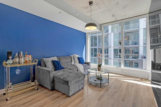 508 - 30 Baseball Pl, Condo with 2 bedrooms, 1 bathrooms and 0 parking in Toronto ON | Image 3