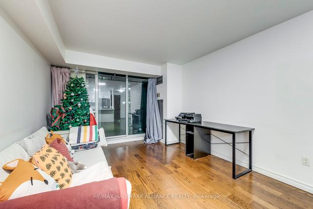 805 - 8 Pemberton Ave, Condo with 2 bedrooms, 2 bathrooms and 1 parking in Toronto ON | Image 7