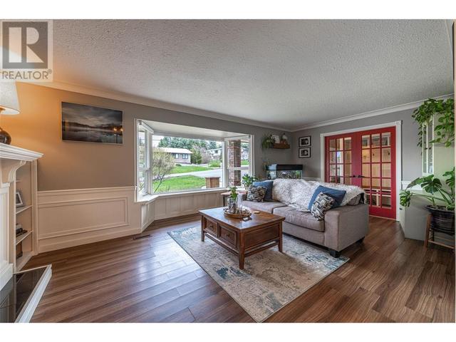 2760 25th Avenue Ne, House detached with 4 bedrooms, 3 bathrooms and 5 parking in Salmon Arm BC | Image 20