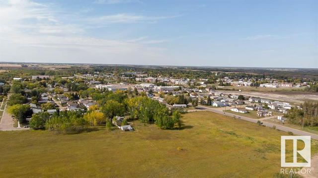 4701 46 St, Home with 0 bedrooms, 0 bathrooms and null parking in Redwater AB | Image 2