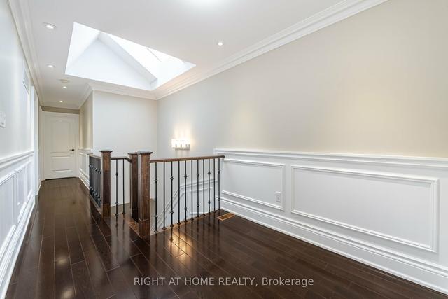 39a Wolcott Ave, House detached with 4 bedrooms, 5 bathrooms and 2 parking in Toronto ON | Image 17